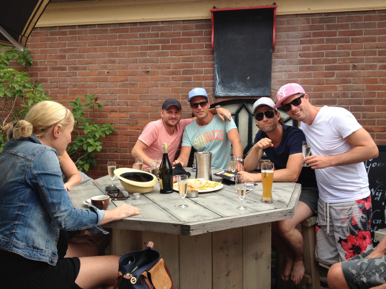 9e dag zaterdag 2 augustus 2014 (1115,7uur) 13:44uur tot 01:37uur (40,0km)